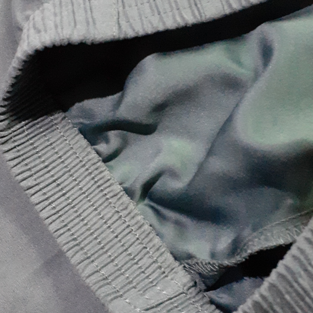 Womans pants - Picture 3 of 8